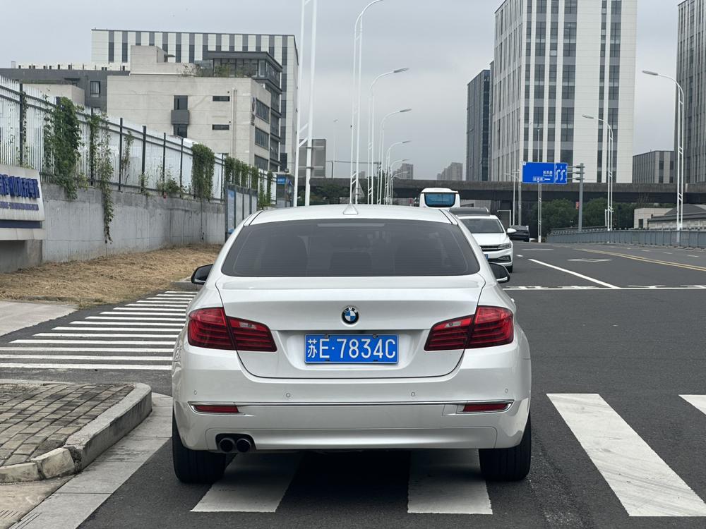 BMW BMW 5-Series