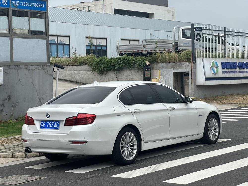 BMW BMW 5-Series