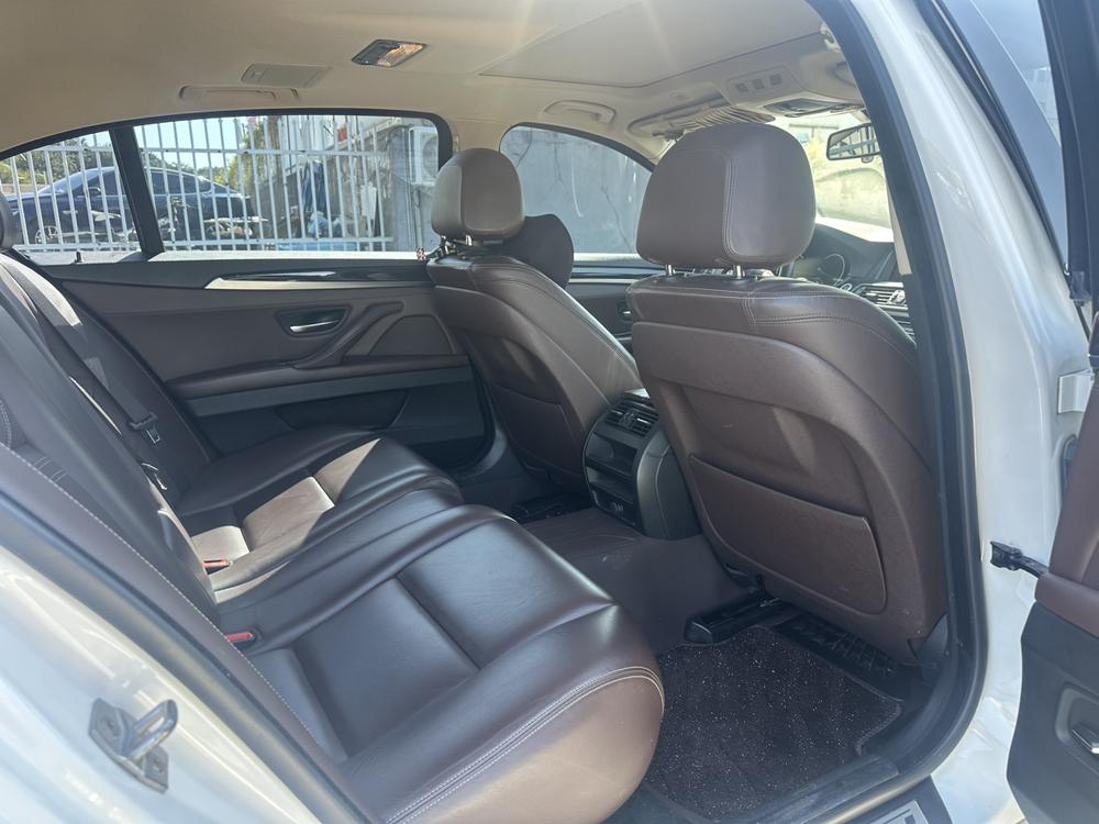 BMW BMW 5-Series