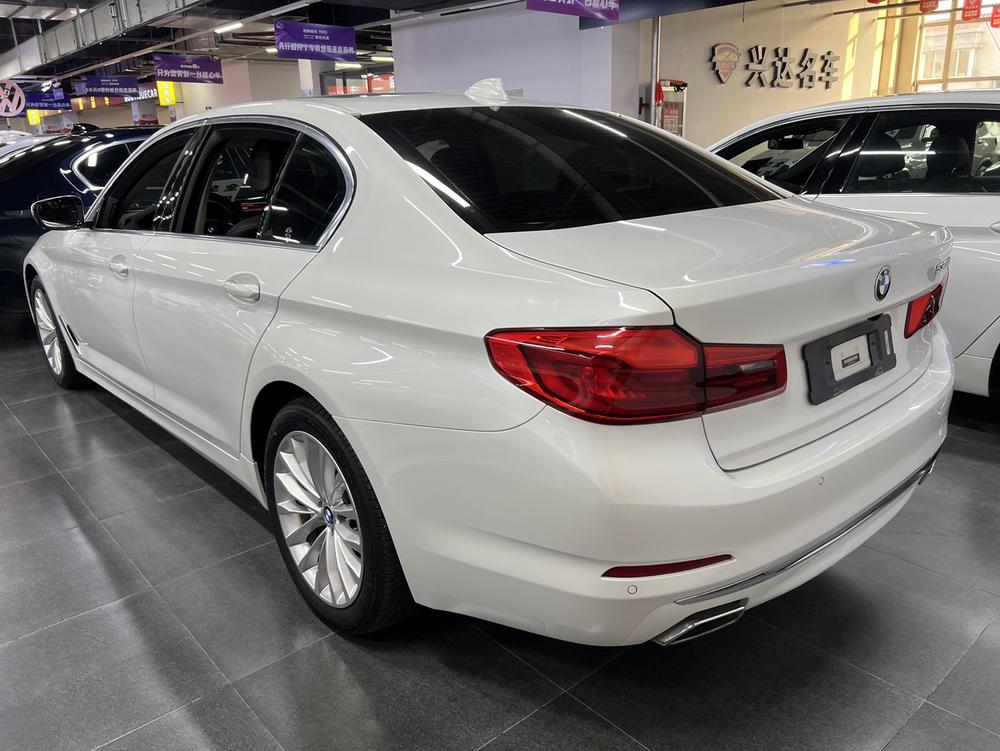 BMW BMW 5-Series