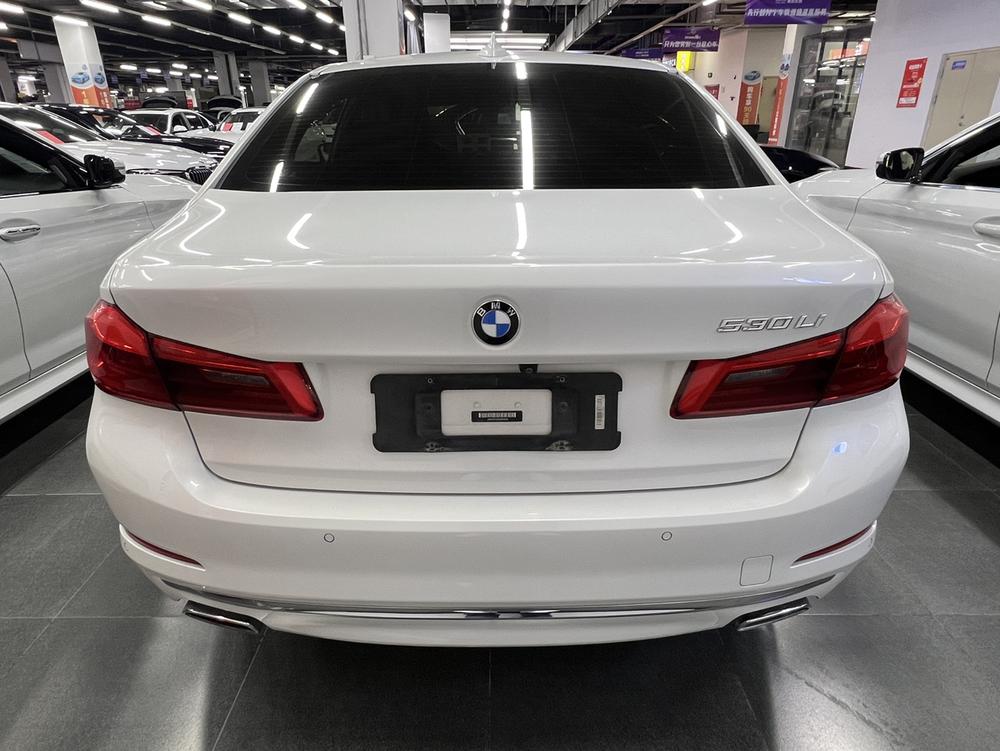 BMW BMW 5-Series