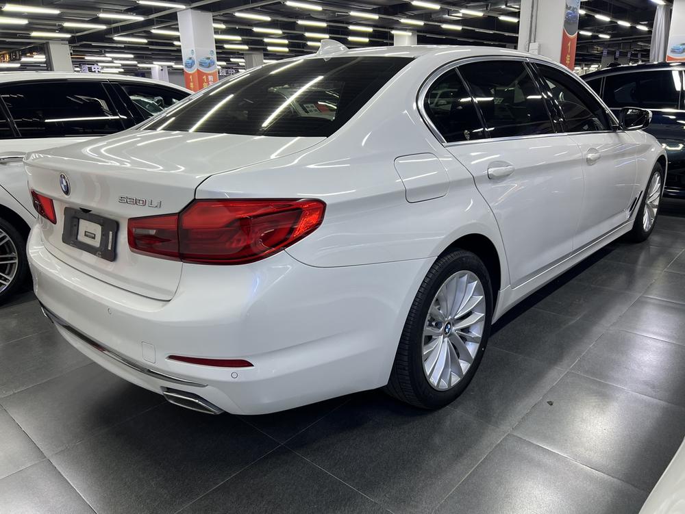 BMW BMW 5-Series