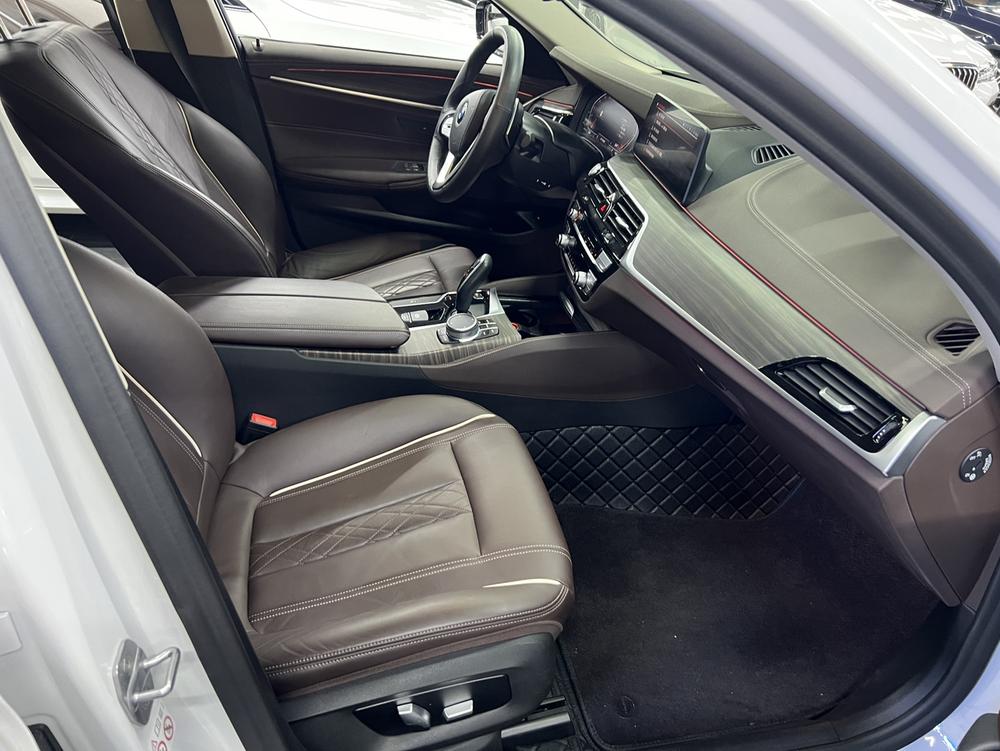 BMW BMW 5-Series