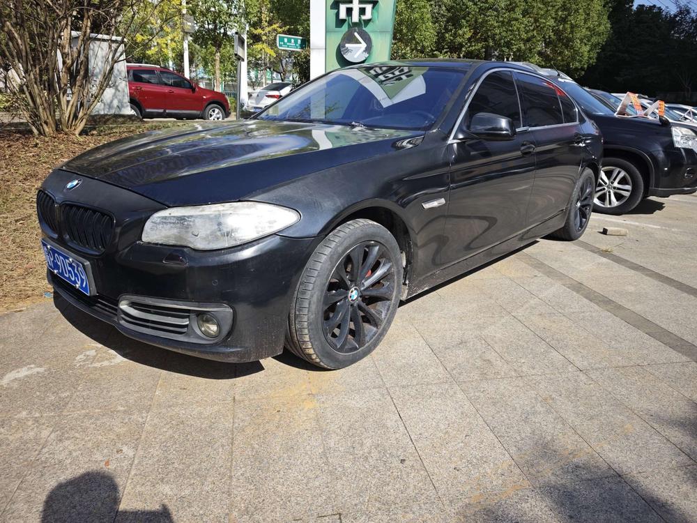 BMW BMW 5-Series
