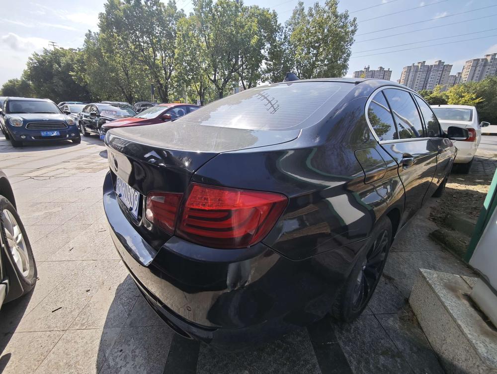 BMW BMW 5-Series