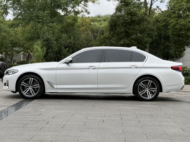 BMW BMW 5-Series