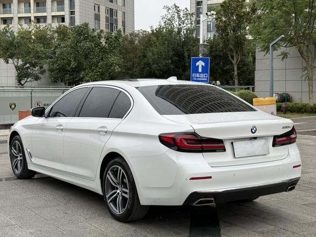 BMW BMW 5-Series