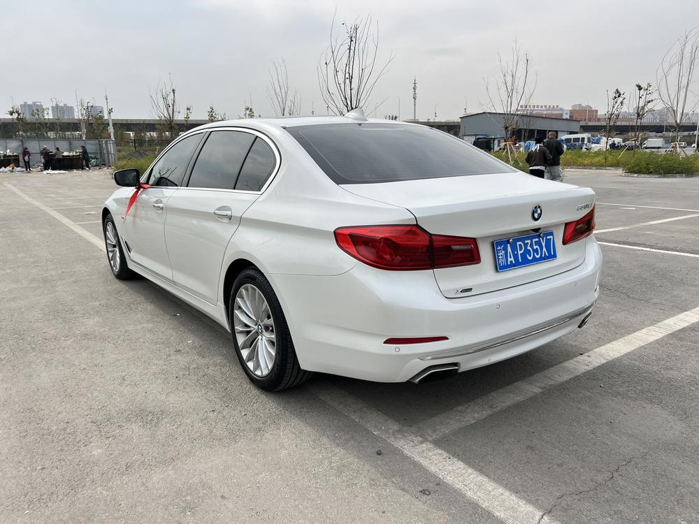 BMW BMW 5-Series