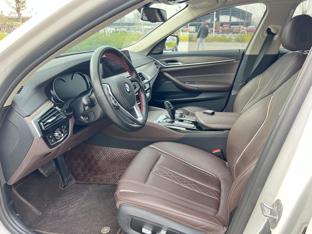 BMW BMW 5-Series