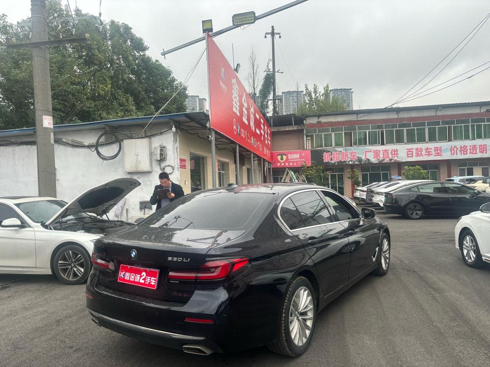 BMW BMW 5-Series