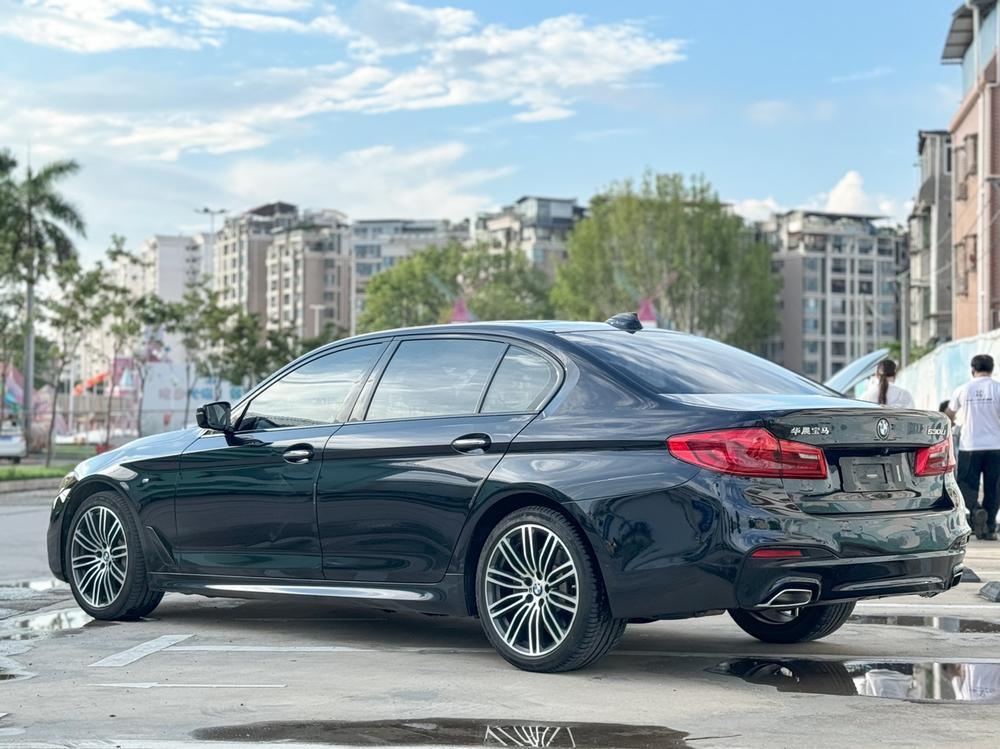 BMW BMW 5-Series