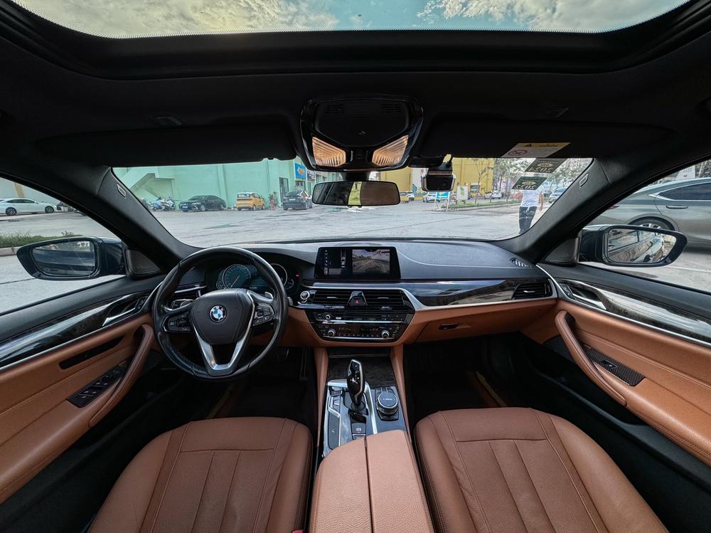BMW BMW 5-Series