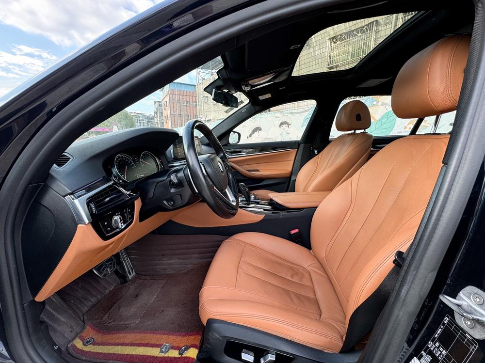 BMW BMW 5-Series