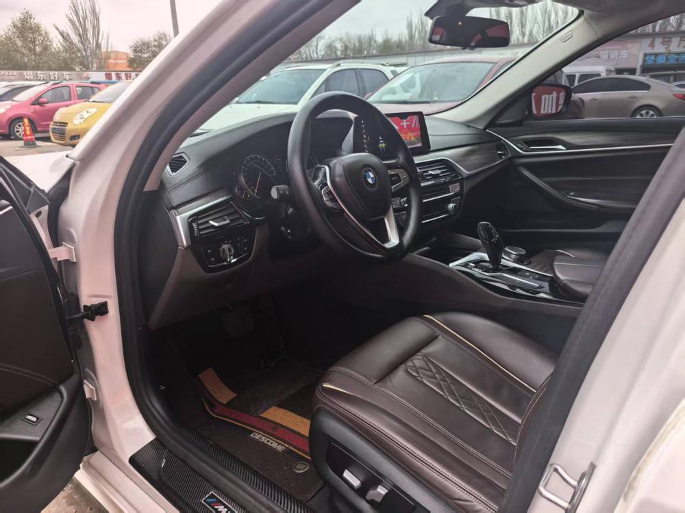 BMW BMW 5-Series