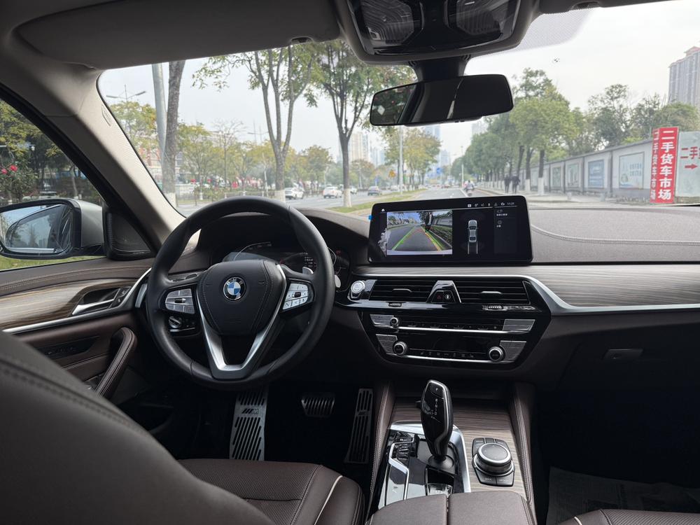 BMW BMW 5-Series