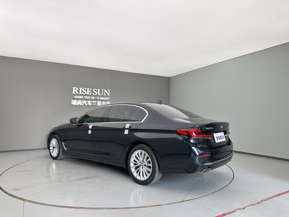 BMW BMW 5-Series