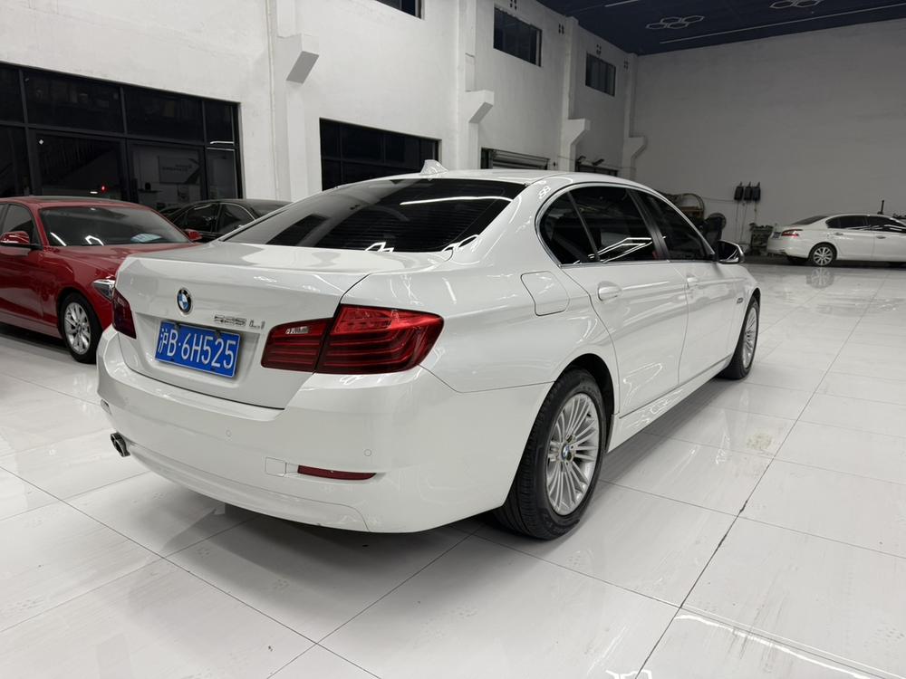 BMW BMW 5-Series