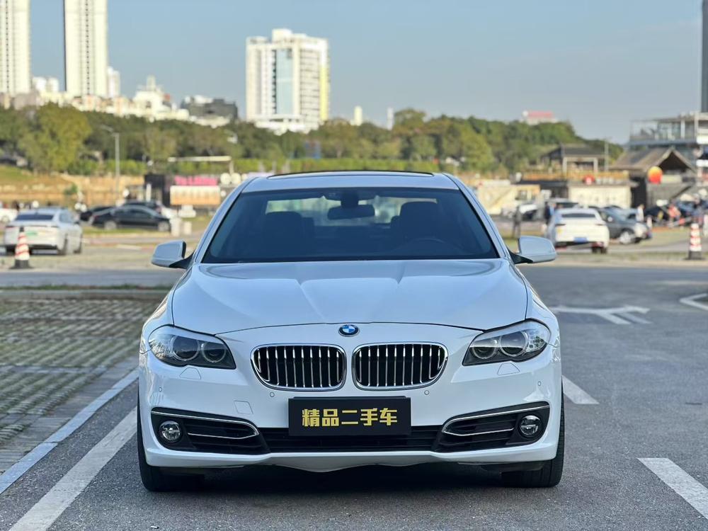 BMW BMW 5-Series