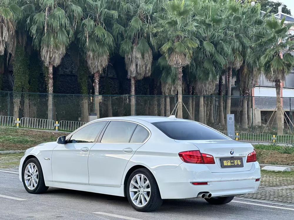 BMW BMW 5-Series