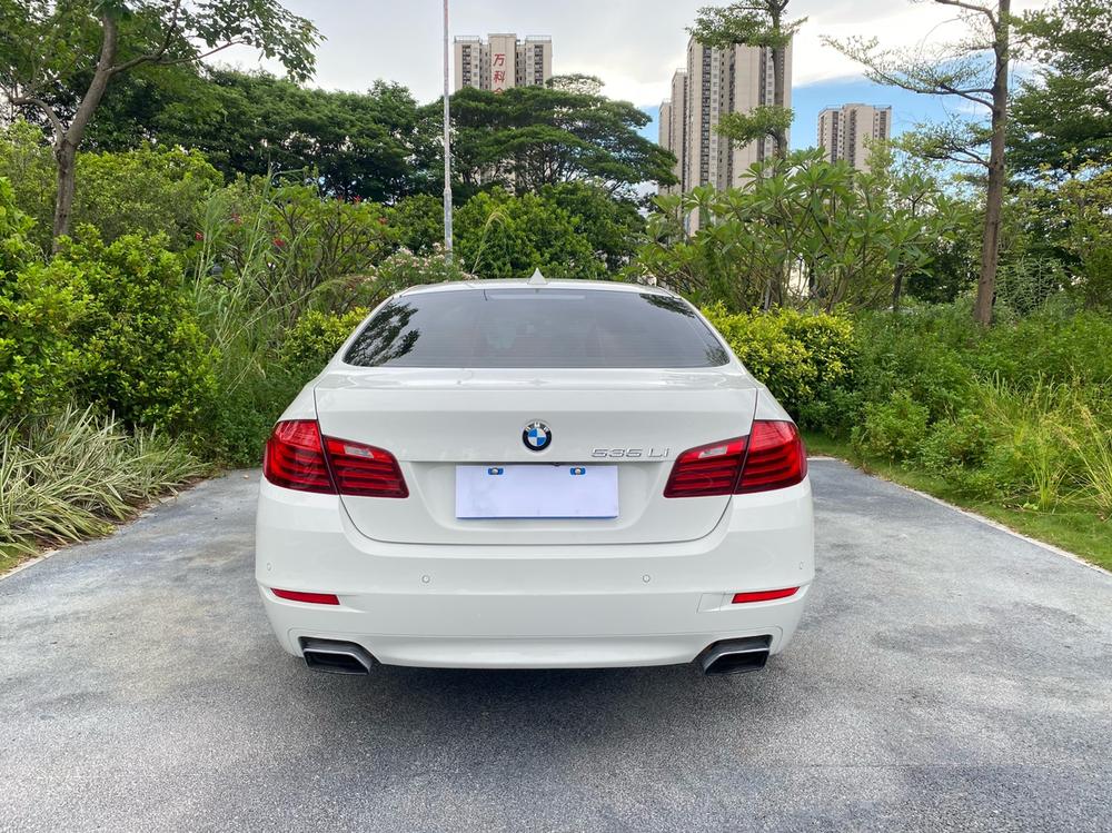 BMW BMW 5-Series