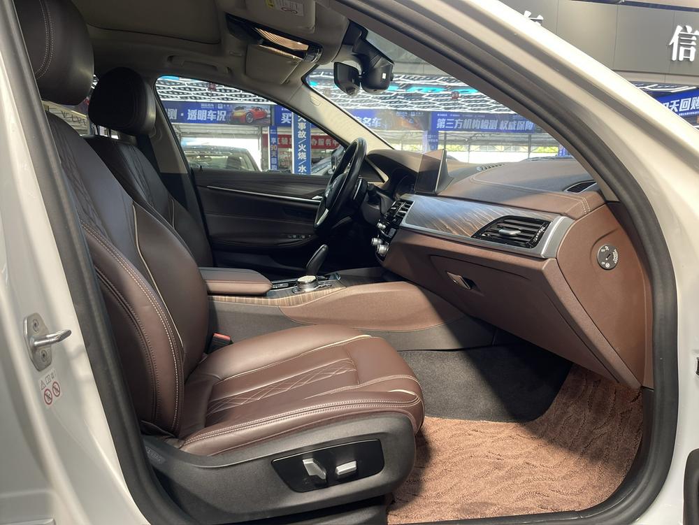 BMW BMW 5-Series