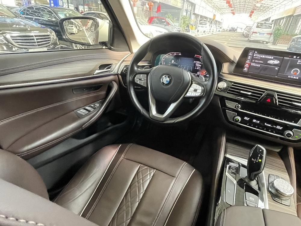 BMW BMW 5-Series