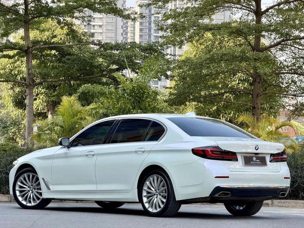 BMW BMW 5-Series