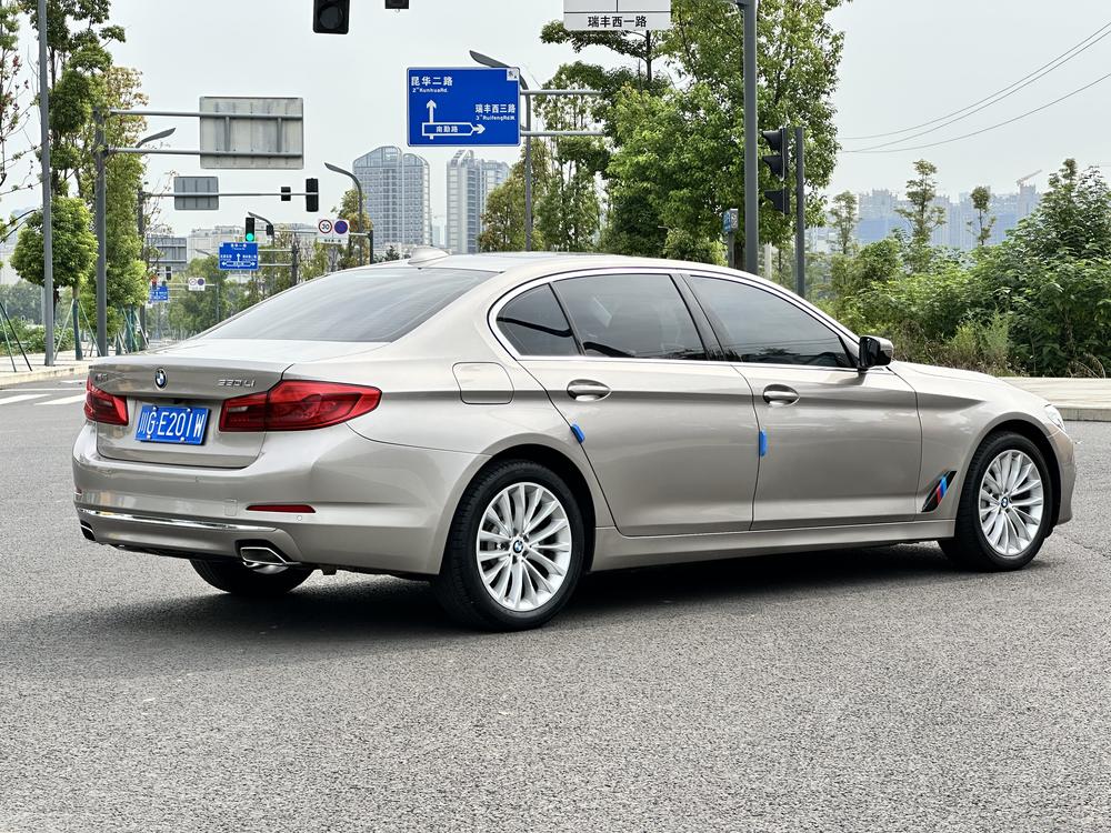 BMW BMW 5-Series