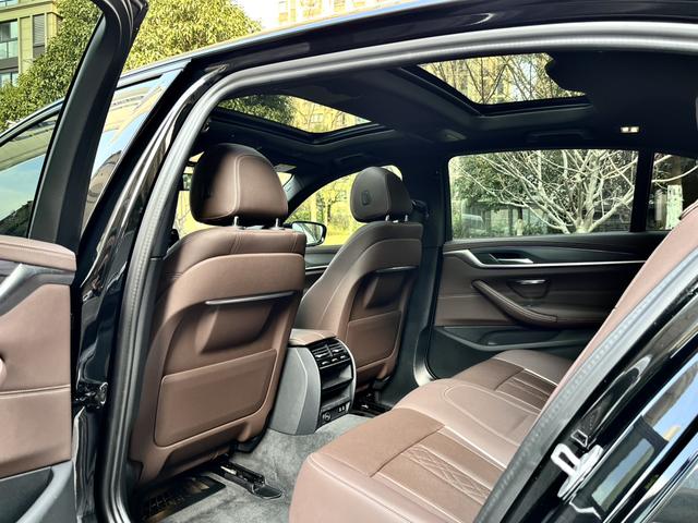 BMW BMW 5-Series
