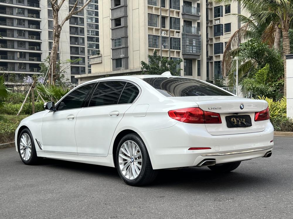 BMW BMW 5-Series