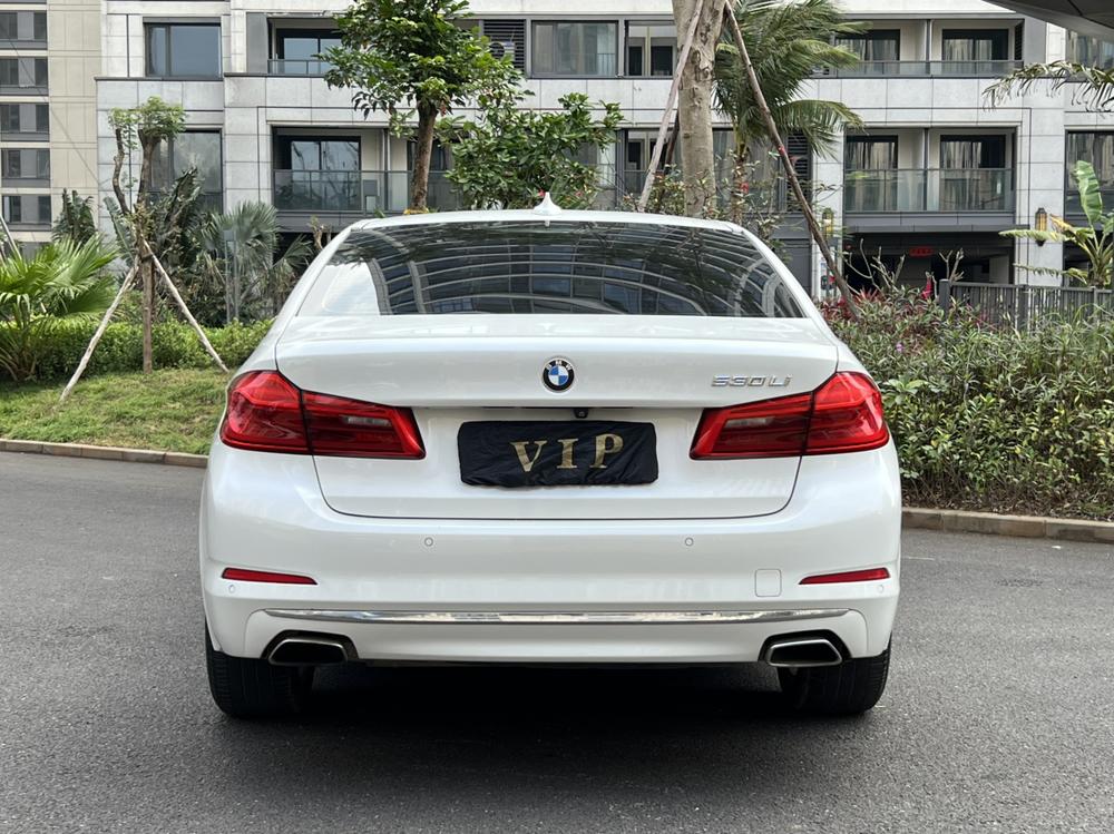 BMW BMW 5-Series