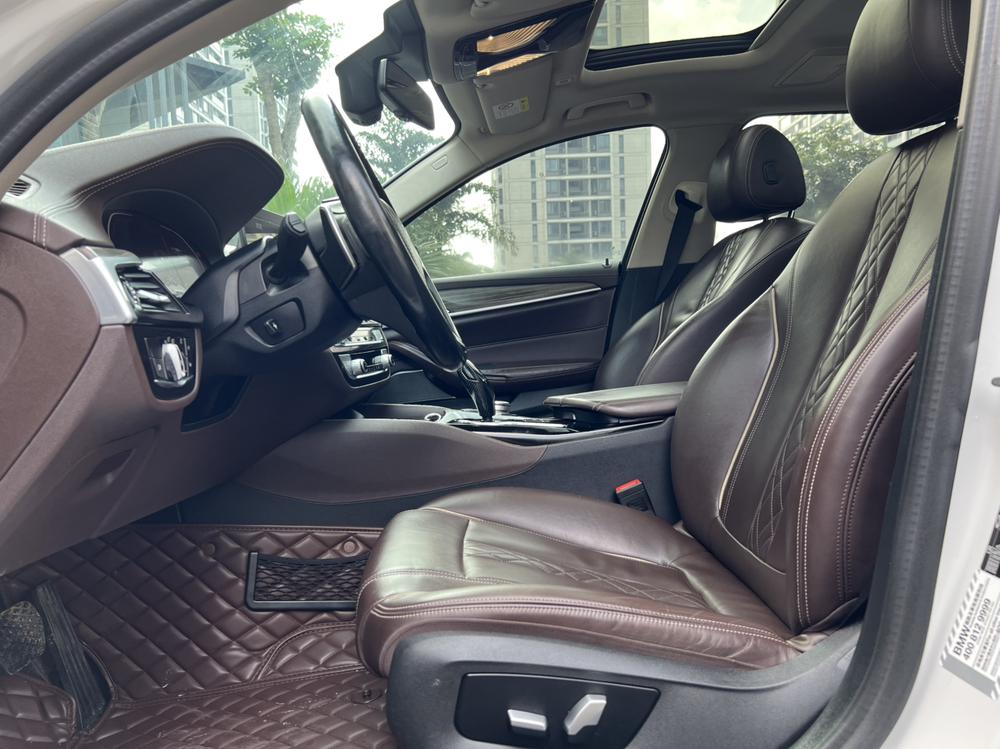 BMW BMW 5-Series