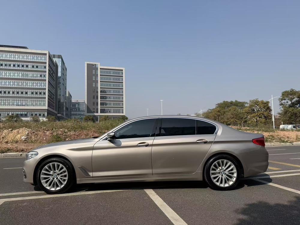 BMW BMW 5-Series