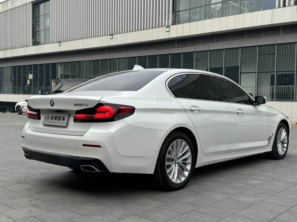 BMW BMW 5-Series