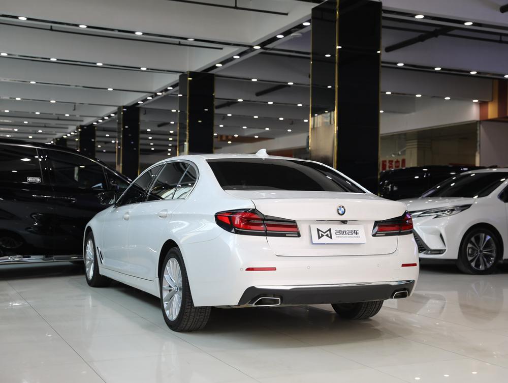BMW BMW 5-Series