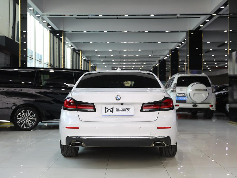 BMW BMW 5-Series