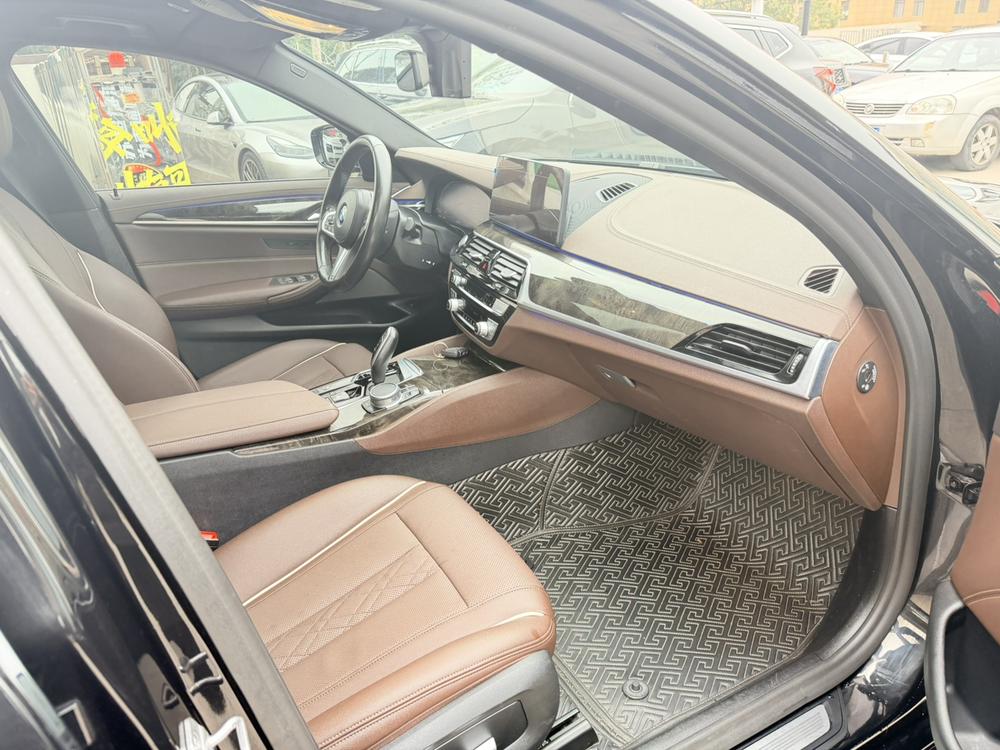 BMW BMW 5-Series