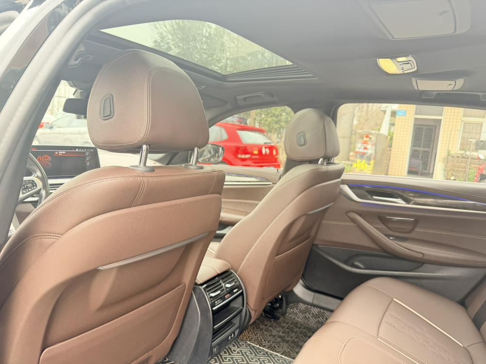 BMW BMW 5-Series
