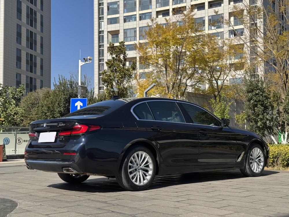 BMW BMW 5-Series