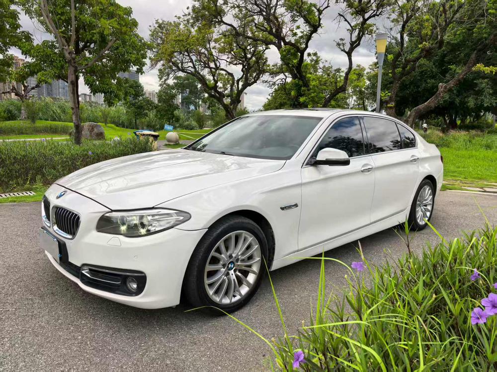 BMW BMW 5-Series