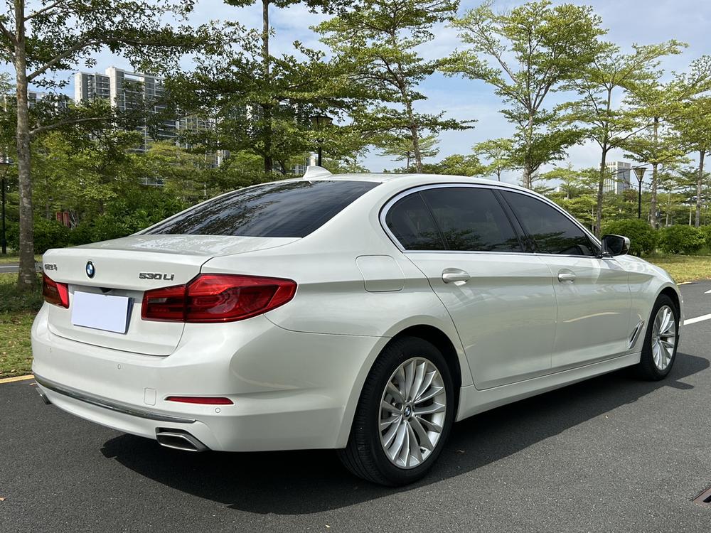 BMW BMW 5-Series