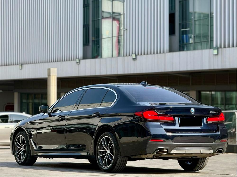 BMW BMW 5-Series