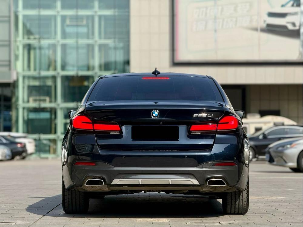 BMW BMW 5-Series