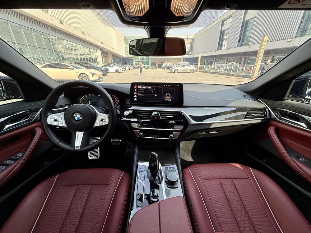 BMW BMW 5-Series