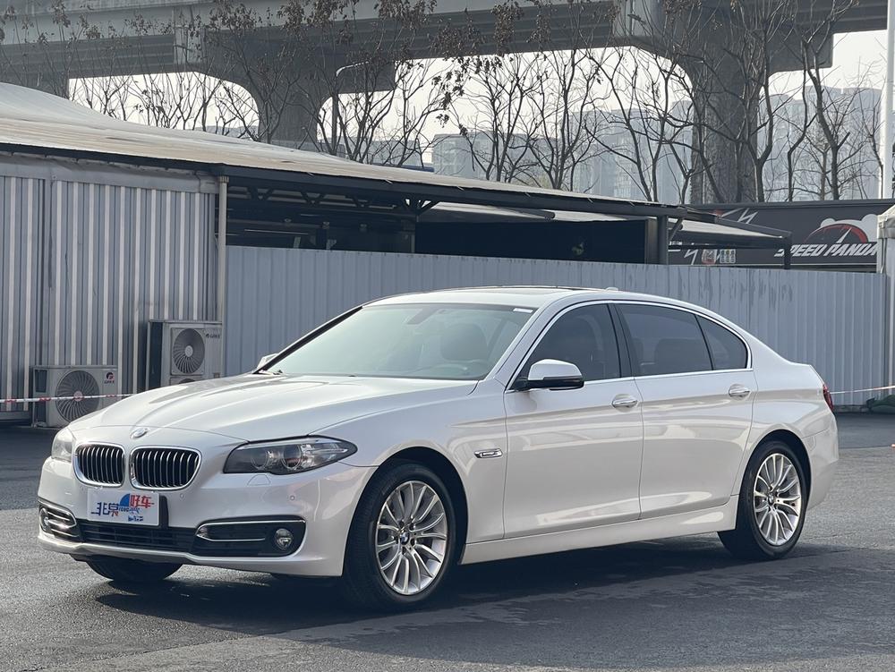 BMW BMW 5-Series