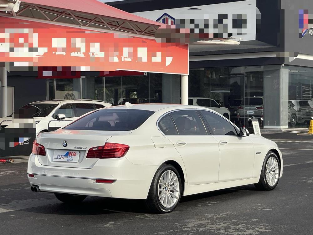 BMW BMW 5-Series