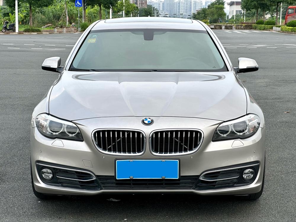 BMW BMW 5-Series