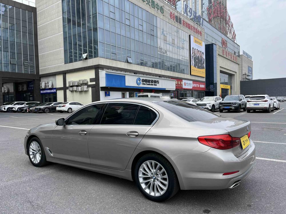 BMW BMW 5-Series