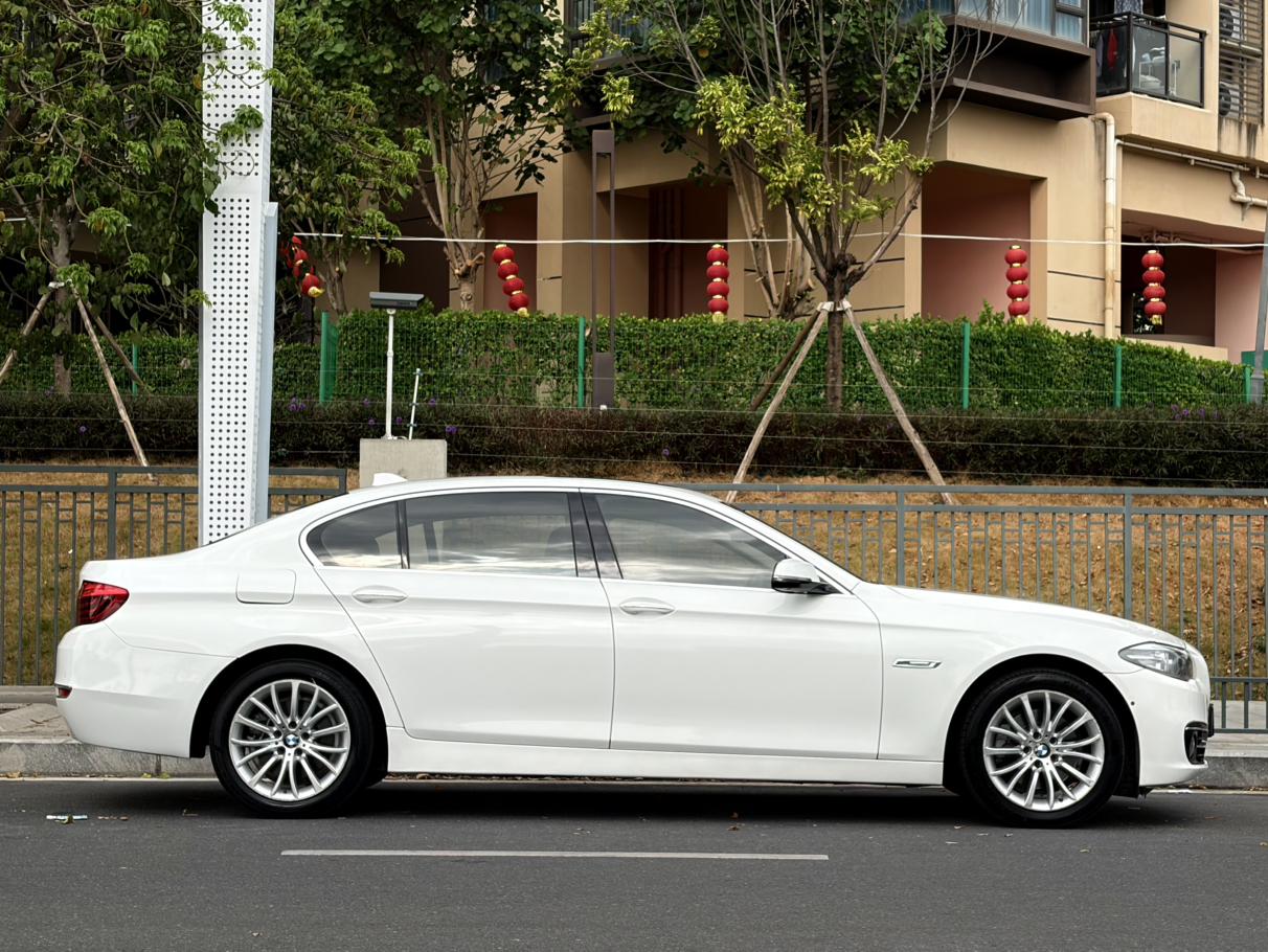 BMW BMW 5-Series