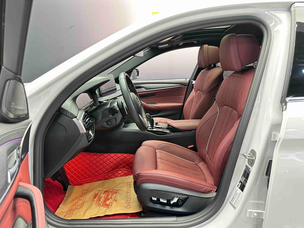BMW BMW 5-Series
